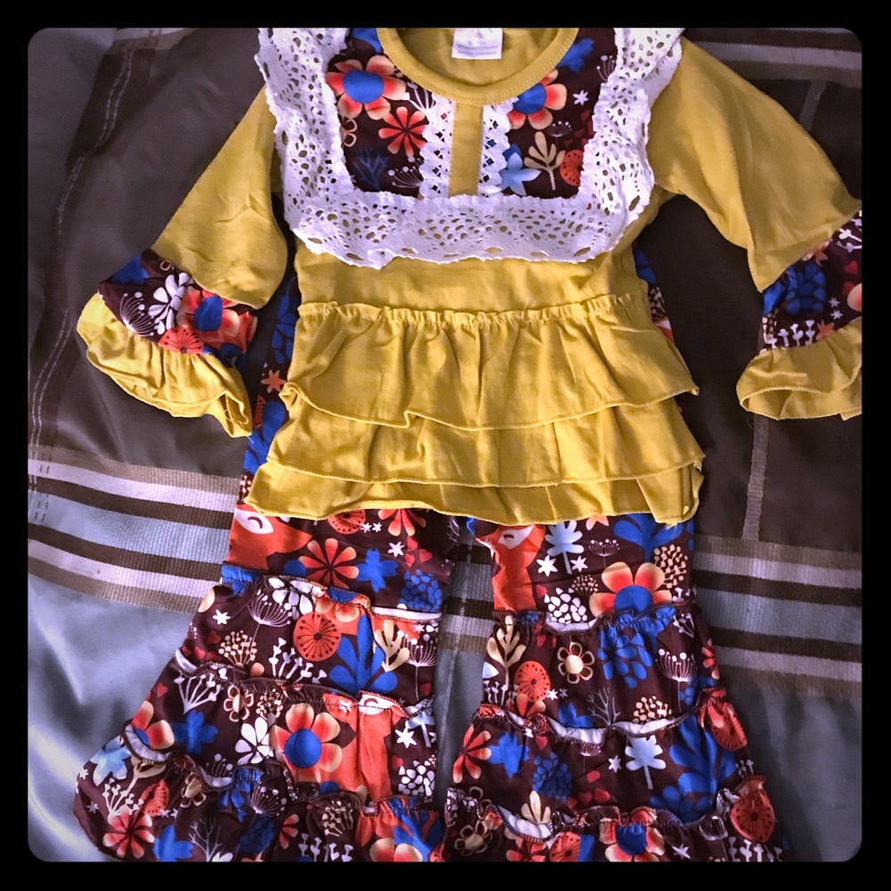 Infant outfit